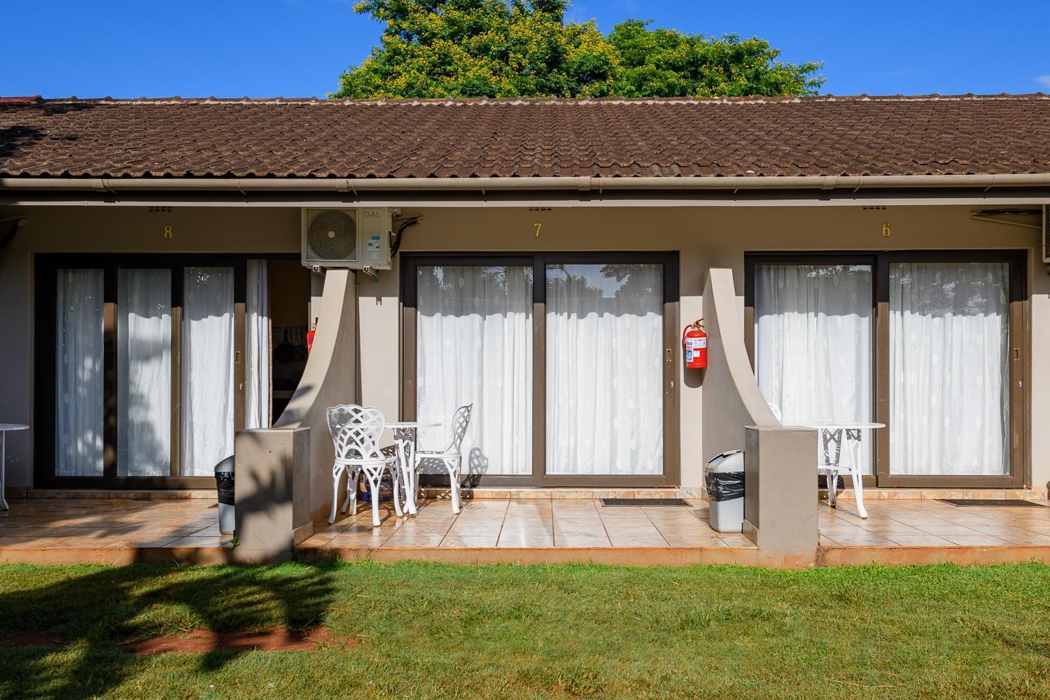 Country Rose Hotel Хлухлуве Екстериор снимка